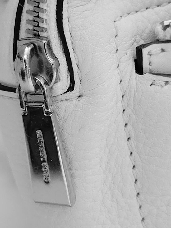 Like New Michael Kors Jessa White Leather Mini Backpack Purse main image 4